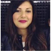 Studente Universitaria impartisce ripetizioni